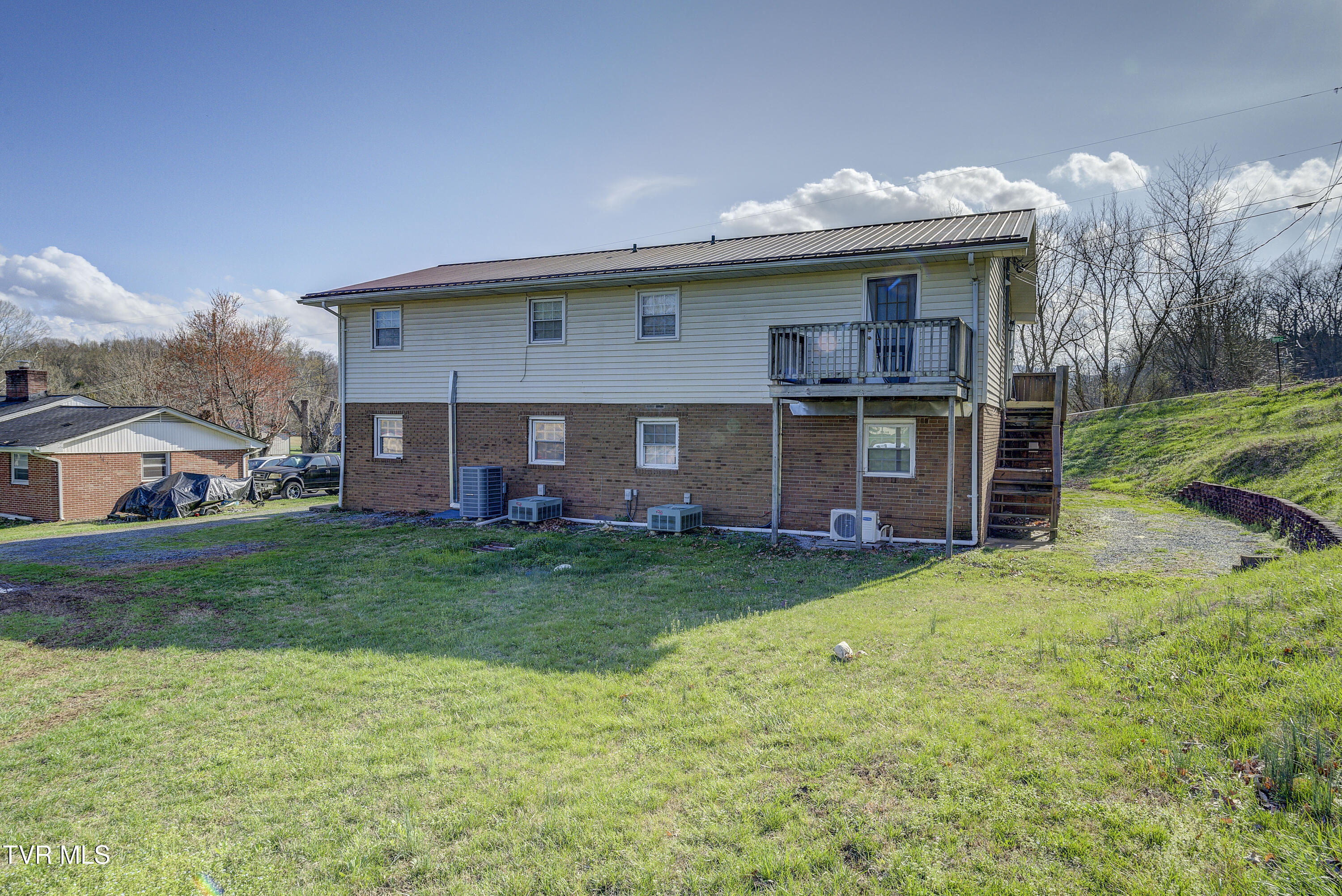 103 Warrior Lane Johnson City, TN 37601 - Photo 4 of 39 Warrior-31