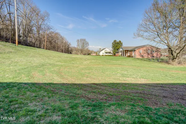 $389,900 | 103 Warrior Lane, Johnson City, TN 37601
