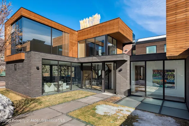 $210,000 | 322 East Bleeker Street, Aspen, CO 81611