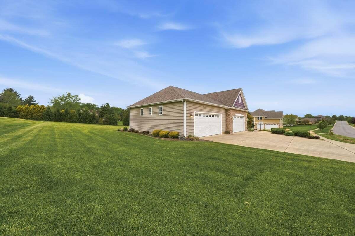 118 Windridge Road Valparaiso, IN 46385 - Photo 70 of 70 1200x799