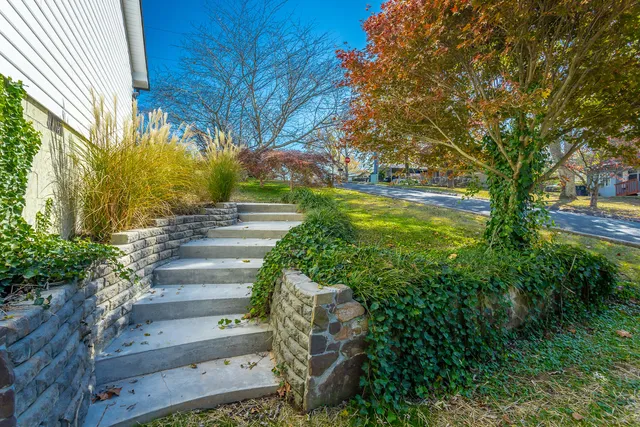 $250,000 | 1303 Campbell Crescent, LaFayette, GA 30728