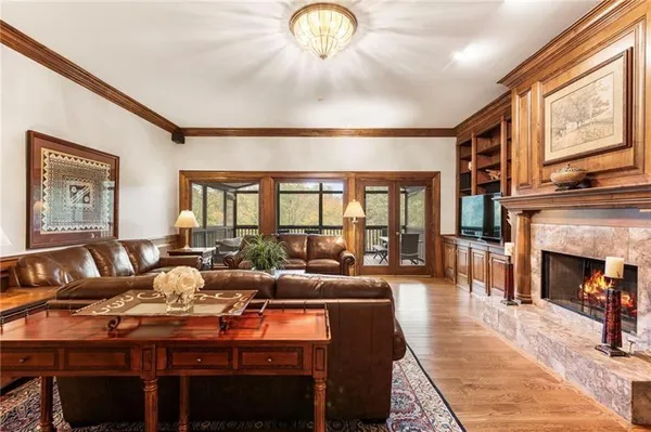 $2,690,000 | 15385 Tullgean Drive, Alpharetta, GA 30004