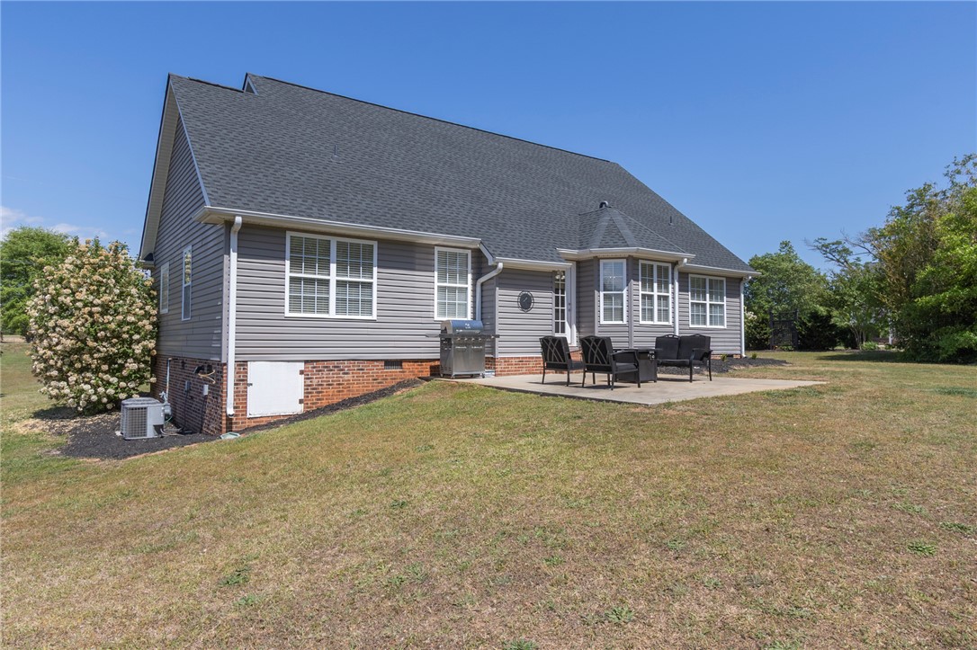 208 Mahaffey Road Williamston, SC 29697 - Photo 40 of 44 This charming home offers a spacious private yard, perfect for outdoor enjoyment and relaxation.