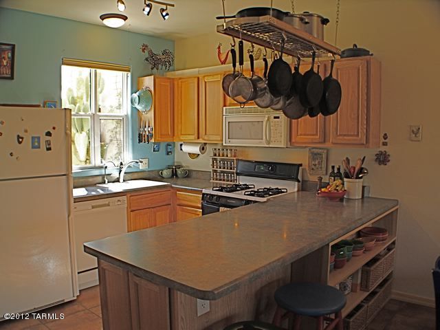 529 East Roger Road Tucson, AZ 85705 - Photo 9 of 49