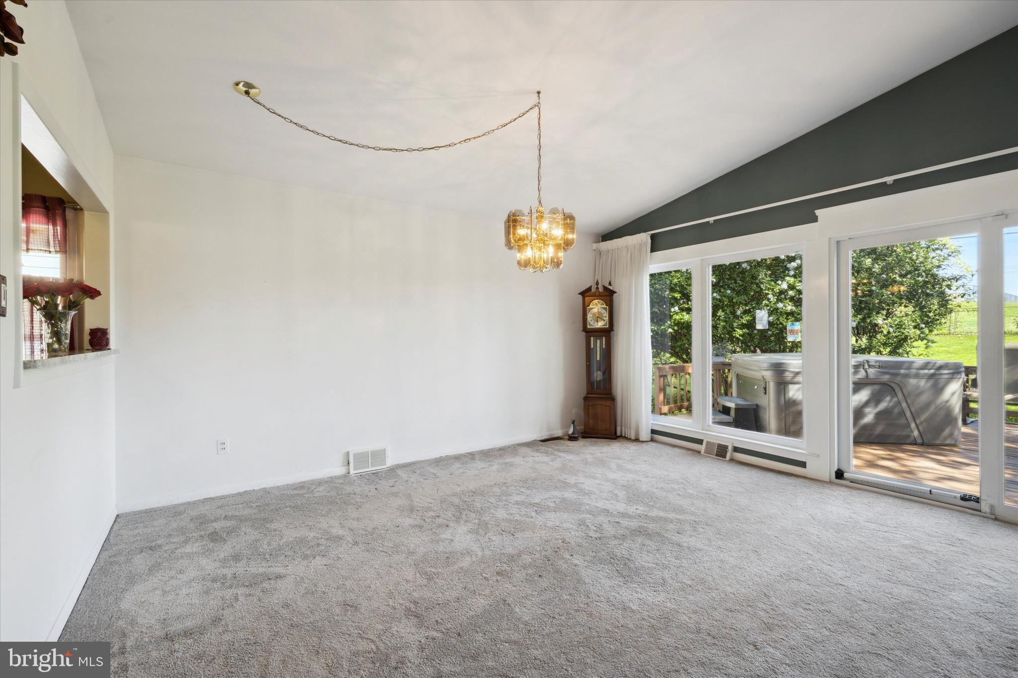 806 Fraser Road Glenside, PA 19038 - Photo 6 of 25 Gallery Image 6