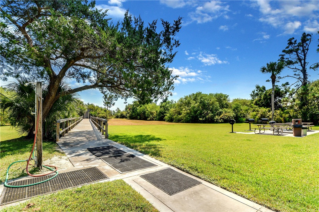 1524 Wood Avenue, Unit 303 St. Simons Island, GA 31522 - Photo 24 of 27