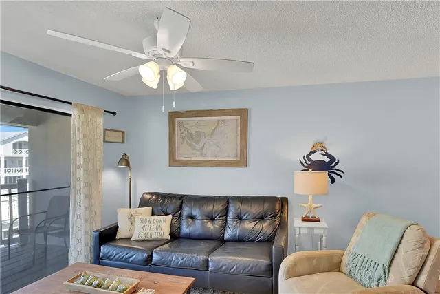 $575,000 | 1524 Wood Avenue, Unit 303, St. Simons Island, GA 31522