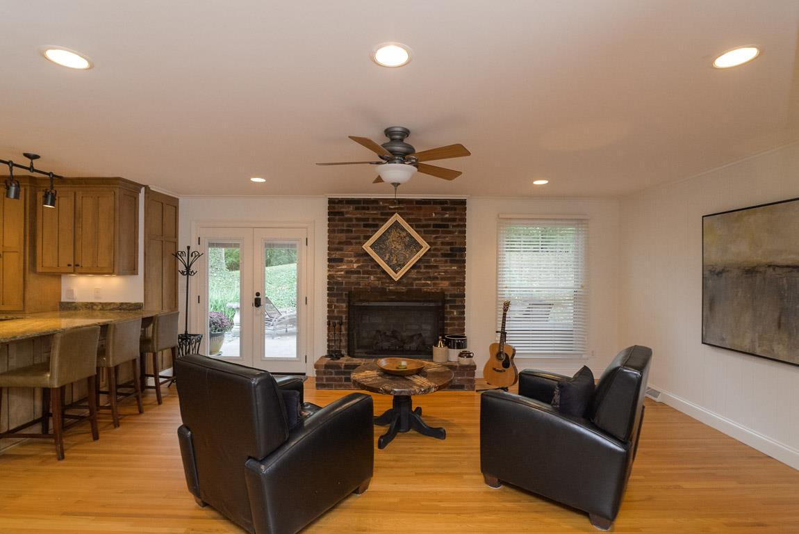 5729 Knob Road Nashville, TN 37209 - Photo 8 of 24 Gallery Image 8