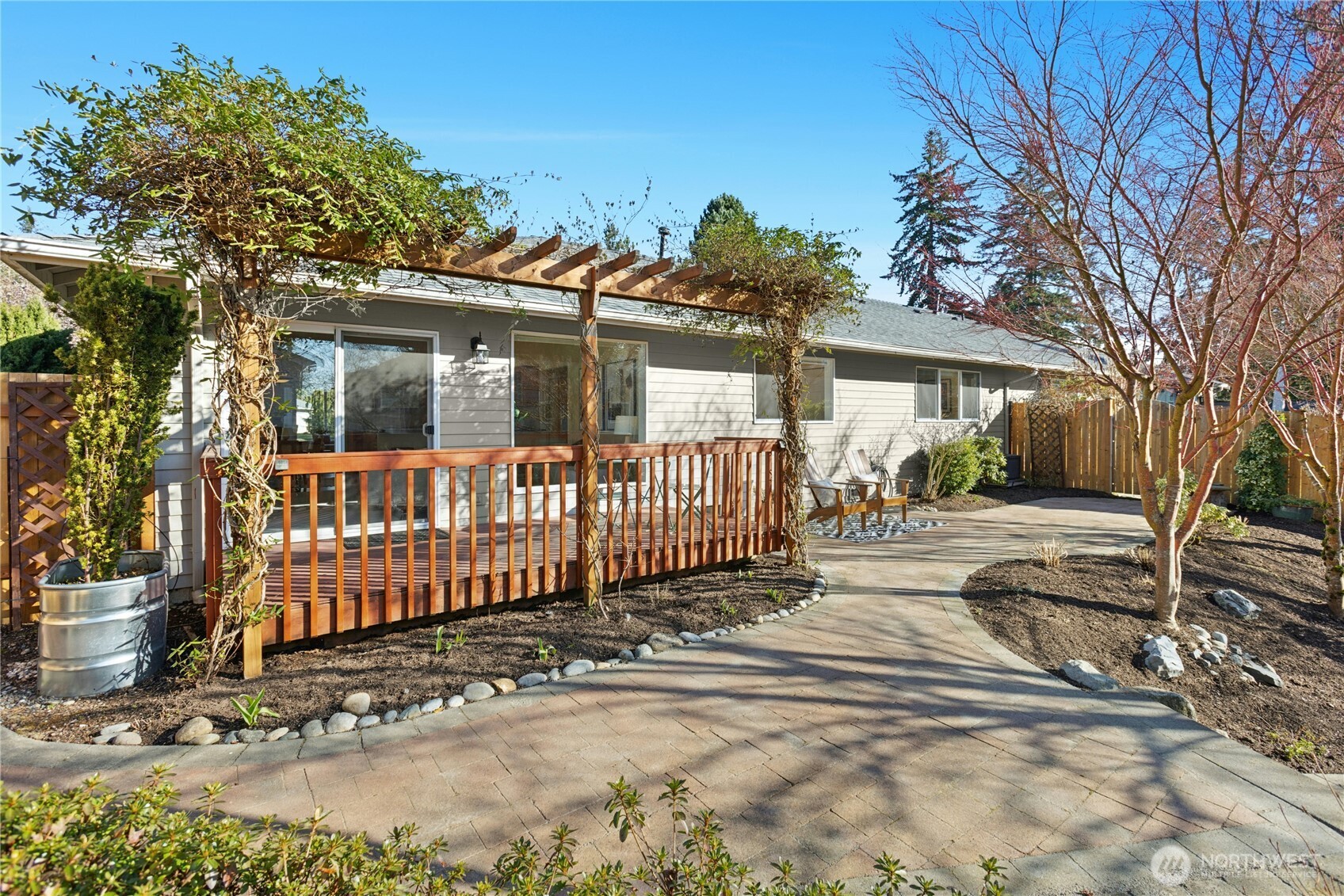 19424 2nd Drive Southeast, Unit B Bothell, WA 98012 - Photo 25 of 32