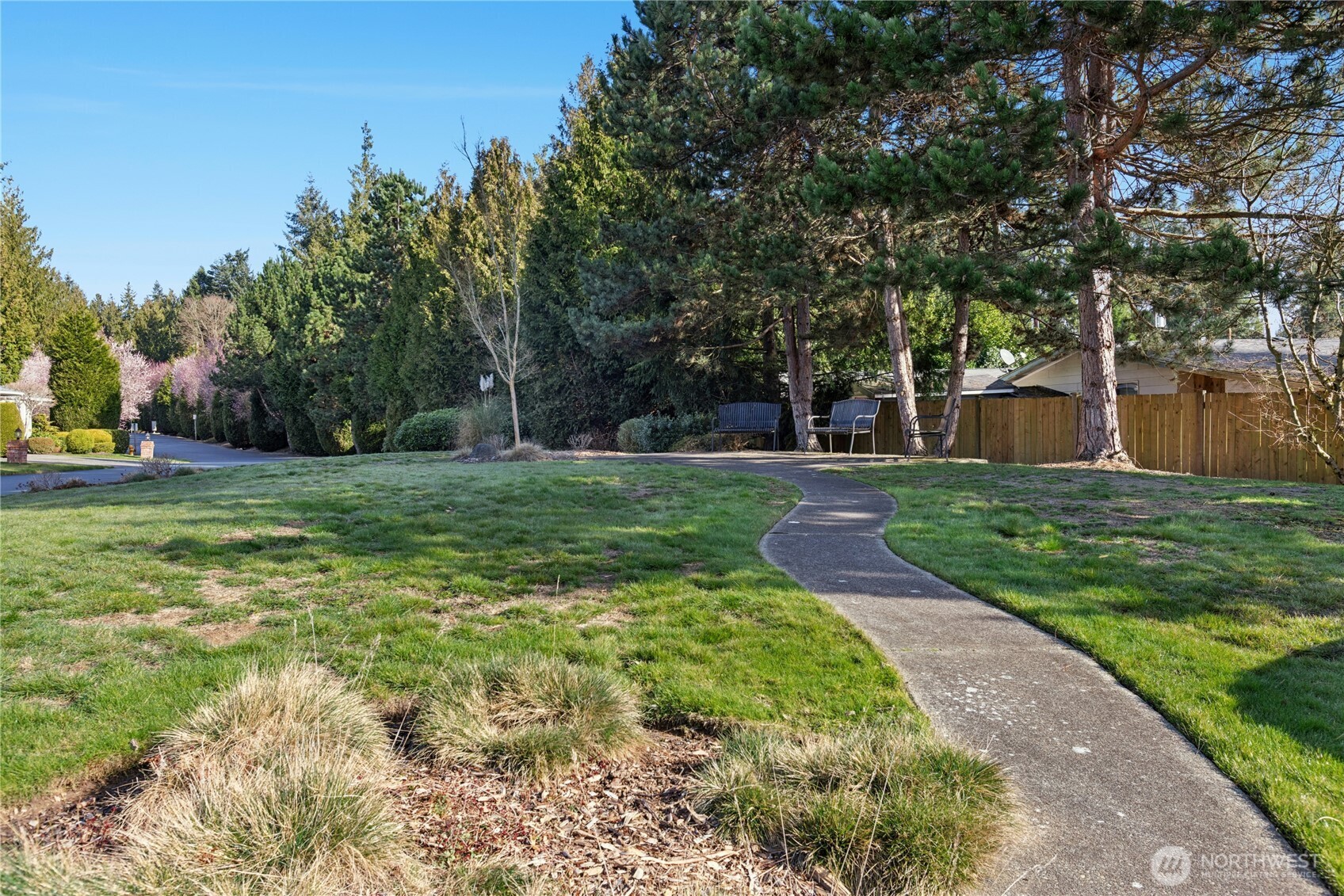 19424 2nd Drive Southeast, Unit B Bothell, WA 98012 - Photo 27 of 38
