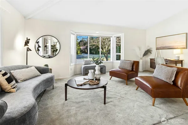 $725,000 | 19424 2nd Drive Southeast, Unit B, Bothell, WA 98012