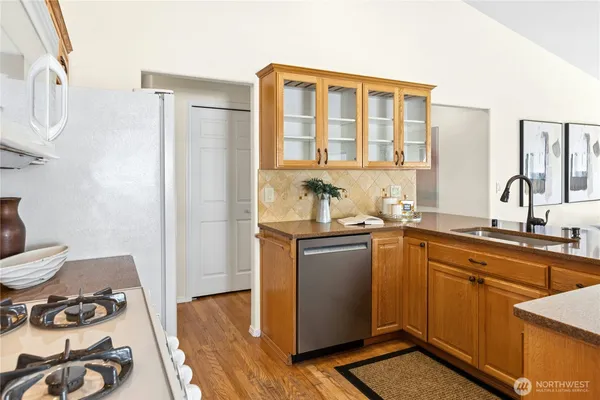 $725,000 | 19424 2nd Drive Southeast, Unit B, Bothell, WA 98012