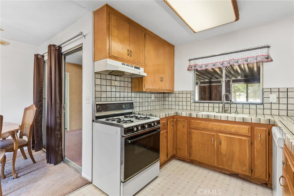 11965 Peach Tree Road Yucaipa, CA 92399 - Photo 11 of 27