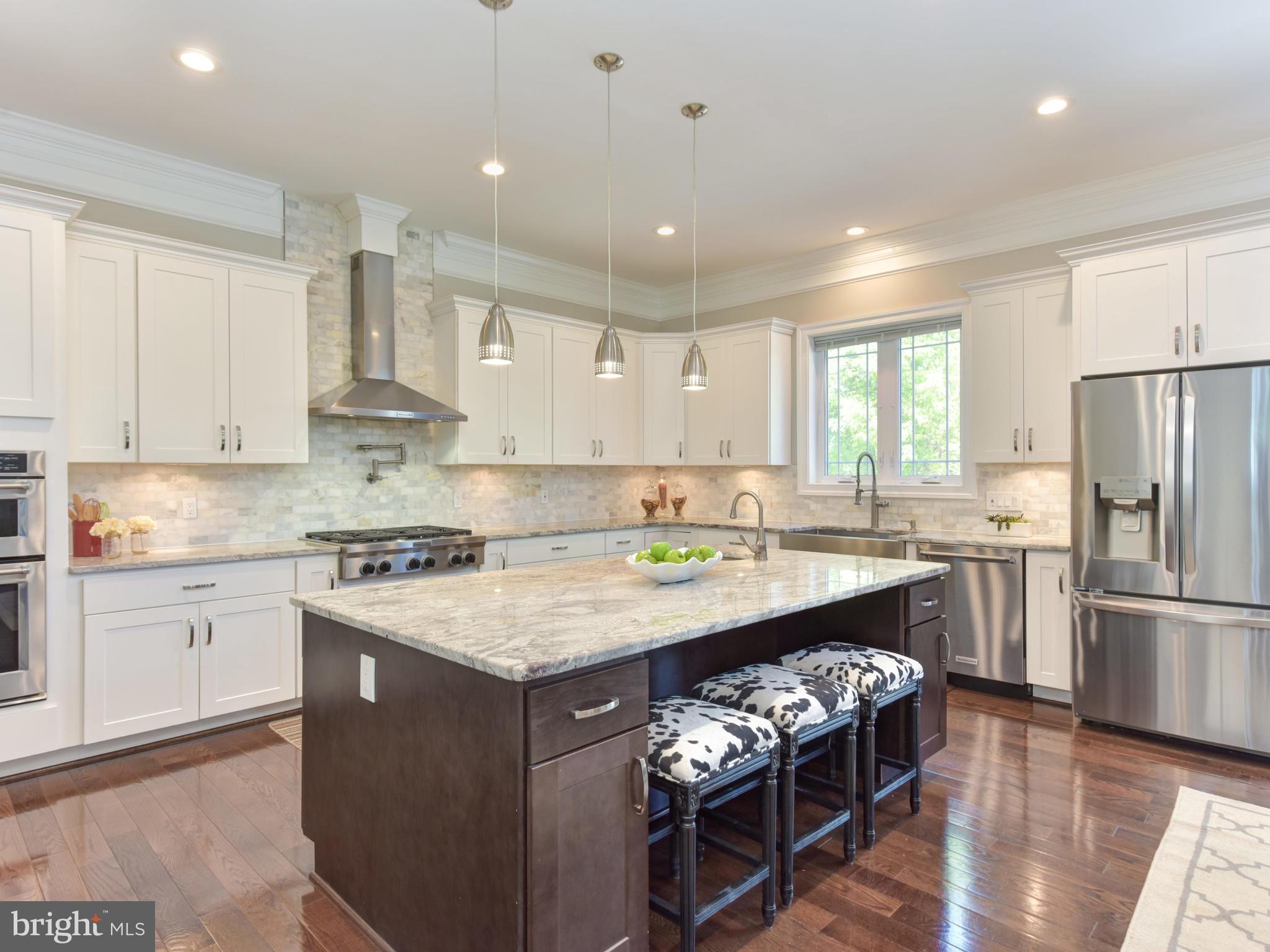 1809 Anderson Road Falls Church, VA 22043 - Photo 11 of 73 Gallery Image 11