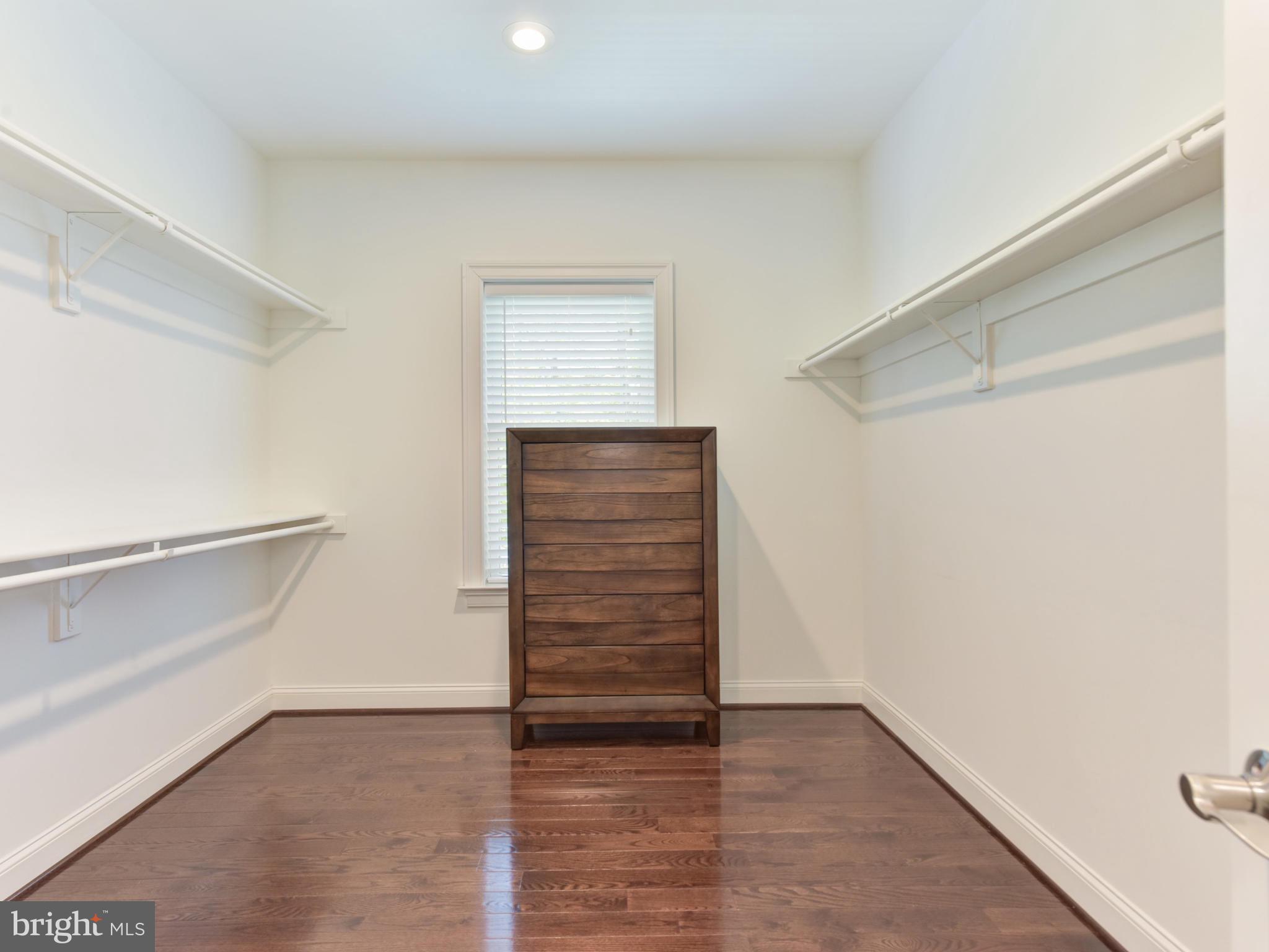 1809 Anderson Road Falls Church, VA 22043 - Photo 28 of 73 Gallery Image 28