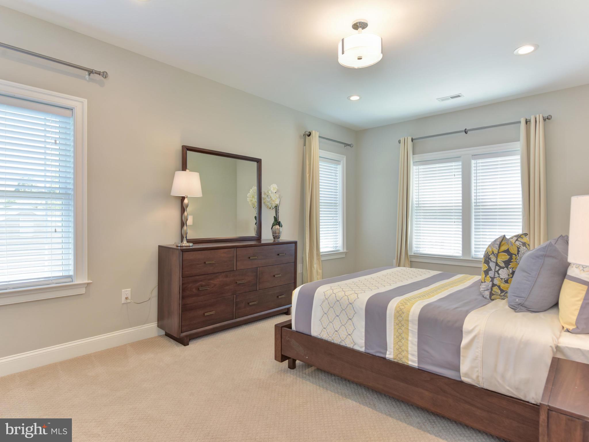 1809 Anderson Road Falls Church, VA 22043 - Photo 30 of 73 Gallery Image 30