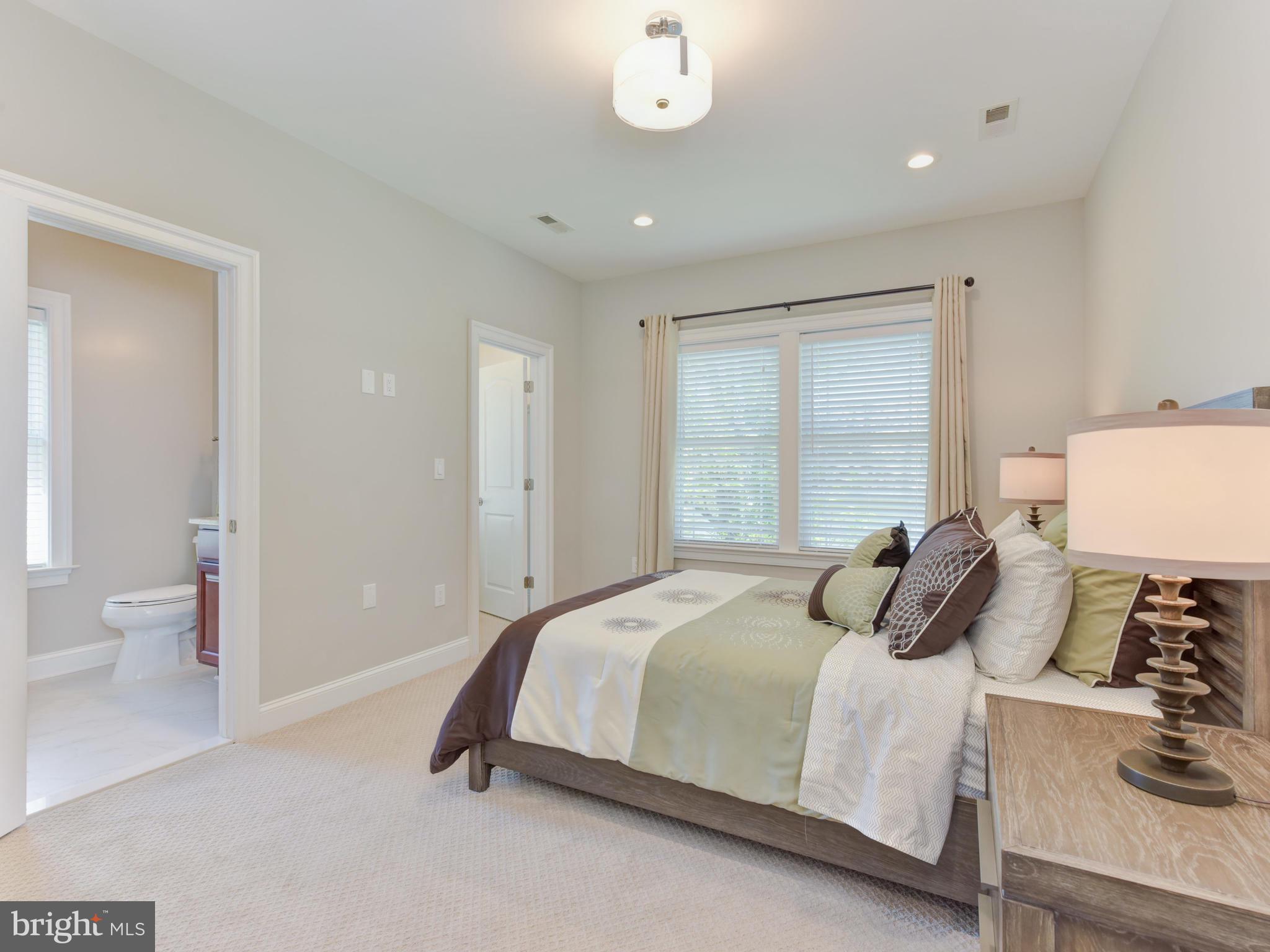 1809 Anderson Road Falls Church, VA 22043 - Photo 33 of 73 Gallery Image 33