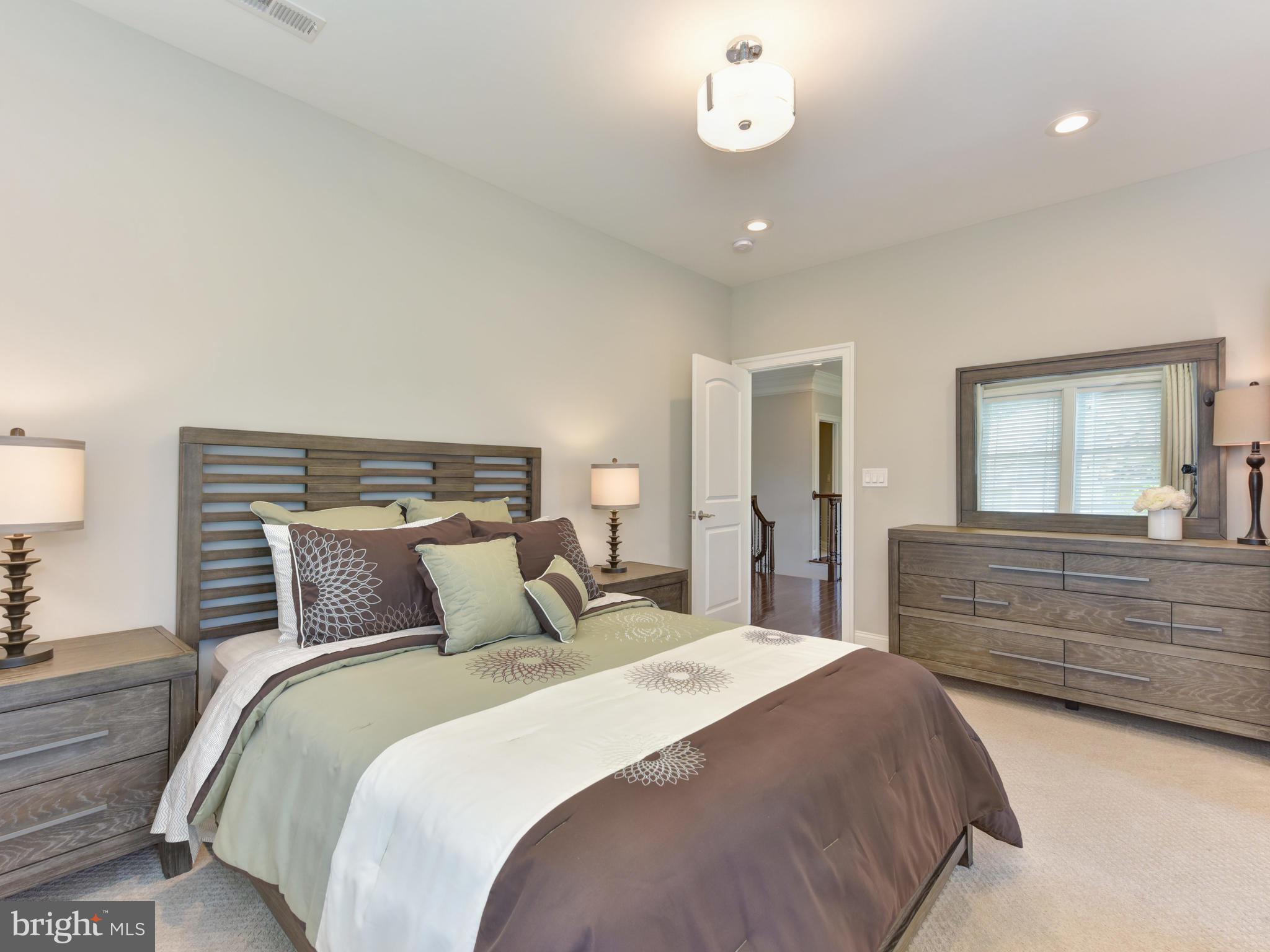 1809 Anderson Road Falls Church, VA 22043 - Photo 34 of 73 Gallery Image 34