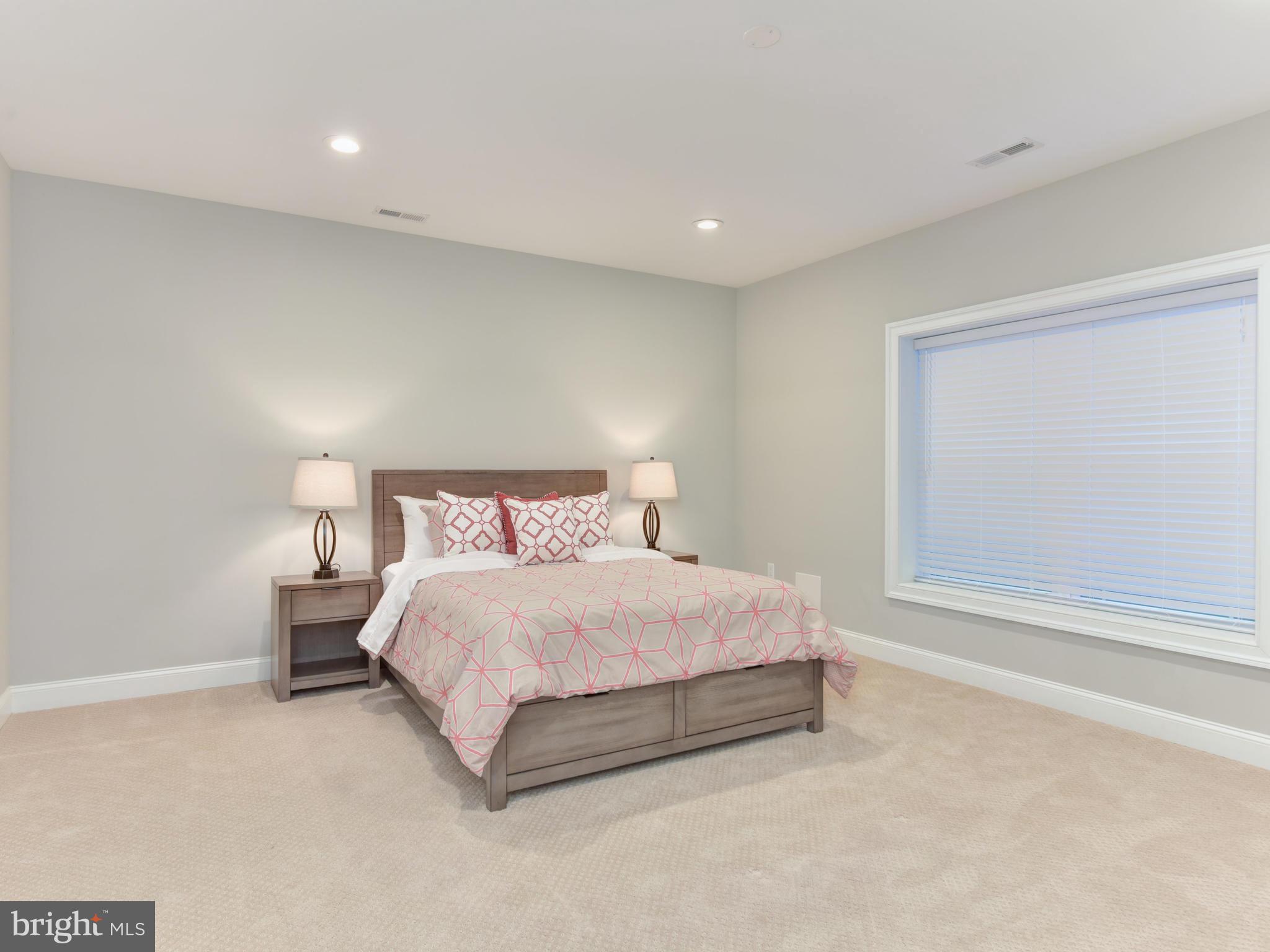 1809 Anderson Road Falls Church, VA 22043 - Photo 48 of 73 Gallery Image 48