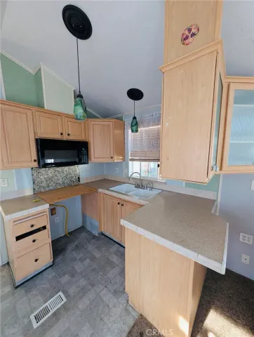 $99,999 | 15980 Grand Lake, Unit T31, Lake Elsinore, CA 92530