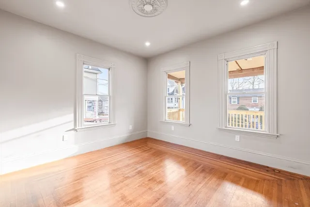 $3,100 | 62 Locust Street, Unit 1, Winthrop, MA 02152