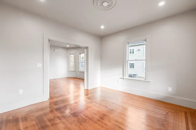 $3,100 | 62 Locust Street, Unit 1, Winthrop, MA 02152