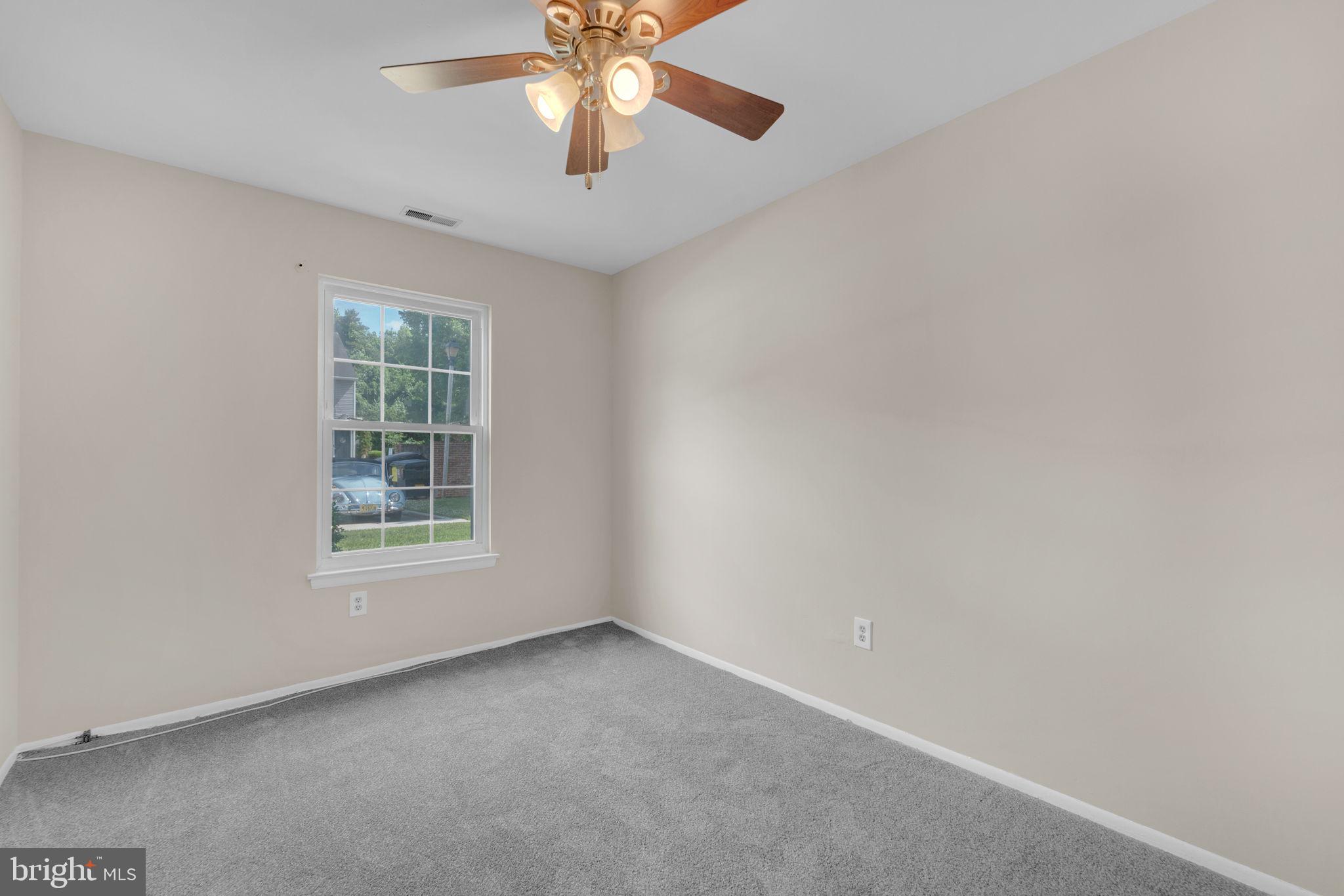 105 Devonshire Court Sewell, NJ 08080 - Photo 15 of 22