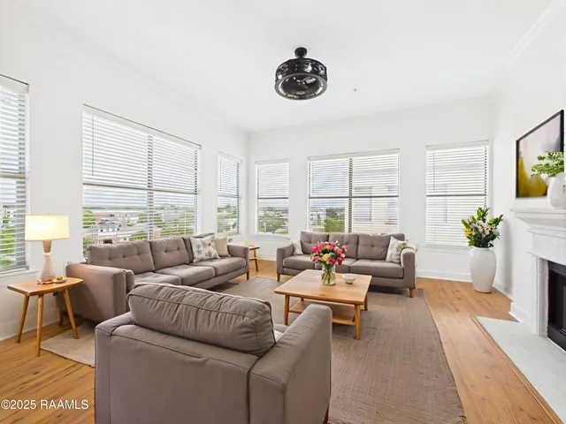 $249,000 | 201 Settlers Trace Boulevard, Unit 3401, Lafayette, LA 70508