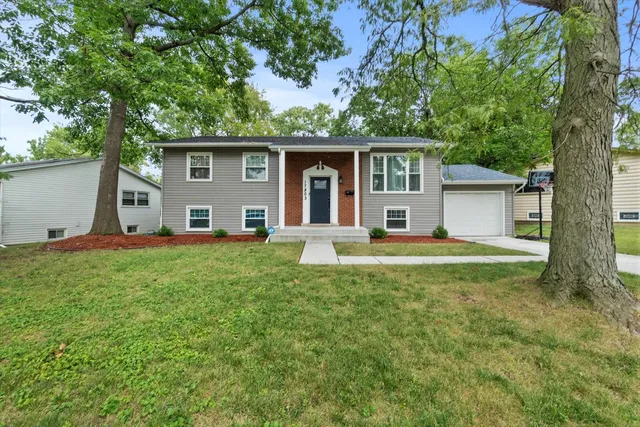 $339,000 | 17803 Dogwood Lane, Hazel Crest, IL 60429