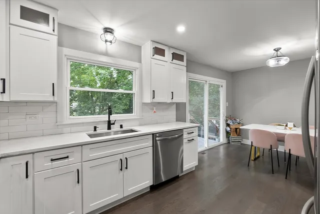 $339,000 | 17803 Dogwood Lane, Hazel Crest, IL 60429