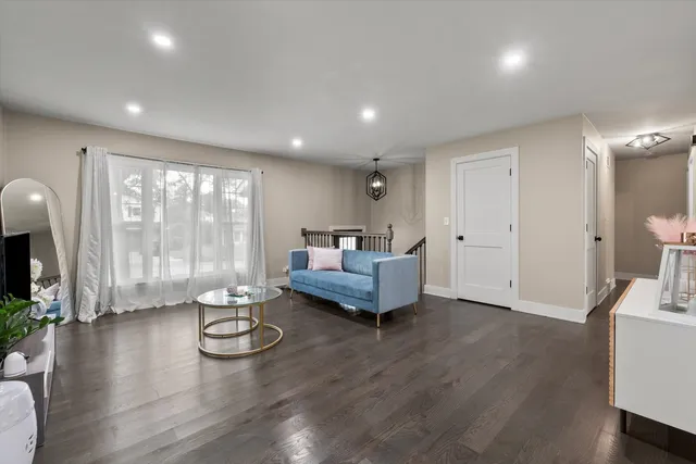 $339,000 | 17803 Dogwood Lane, Hazel Crest, IL 60429