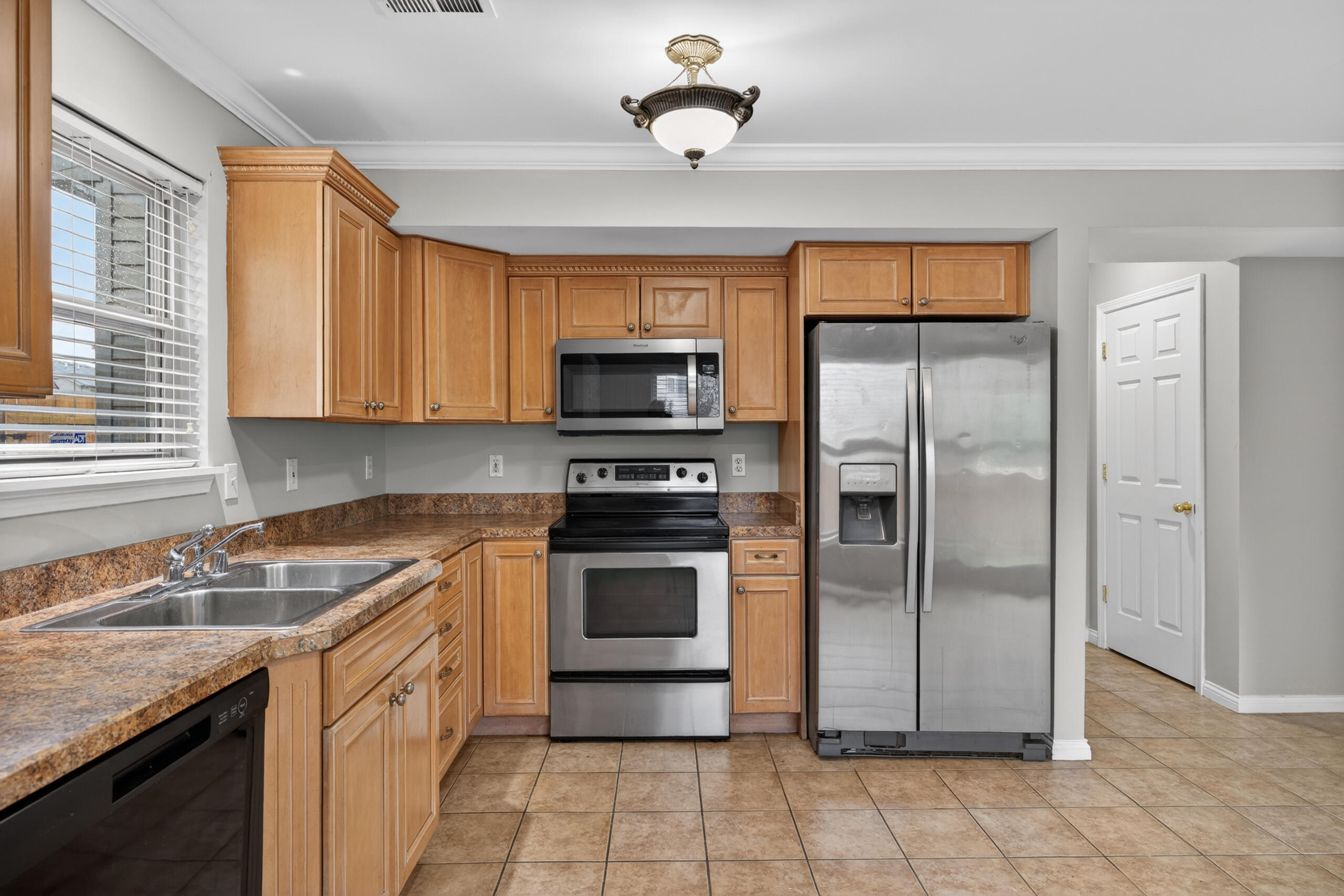 3008 Adwalton Road Lexington, KY 40509 - Photo 9 of 24 109