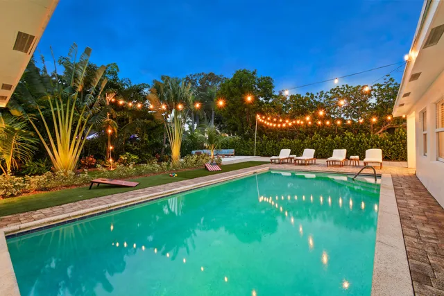 $899,000 | 8045 West Lake Drive, Lake Clarke Shores, FL 33406