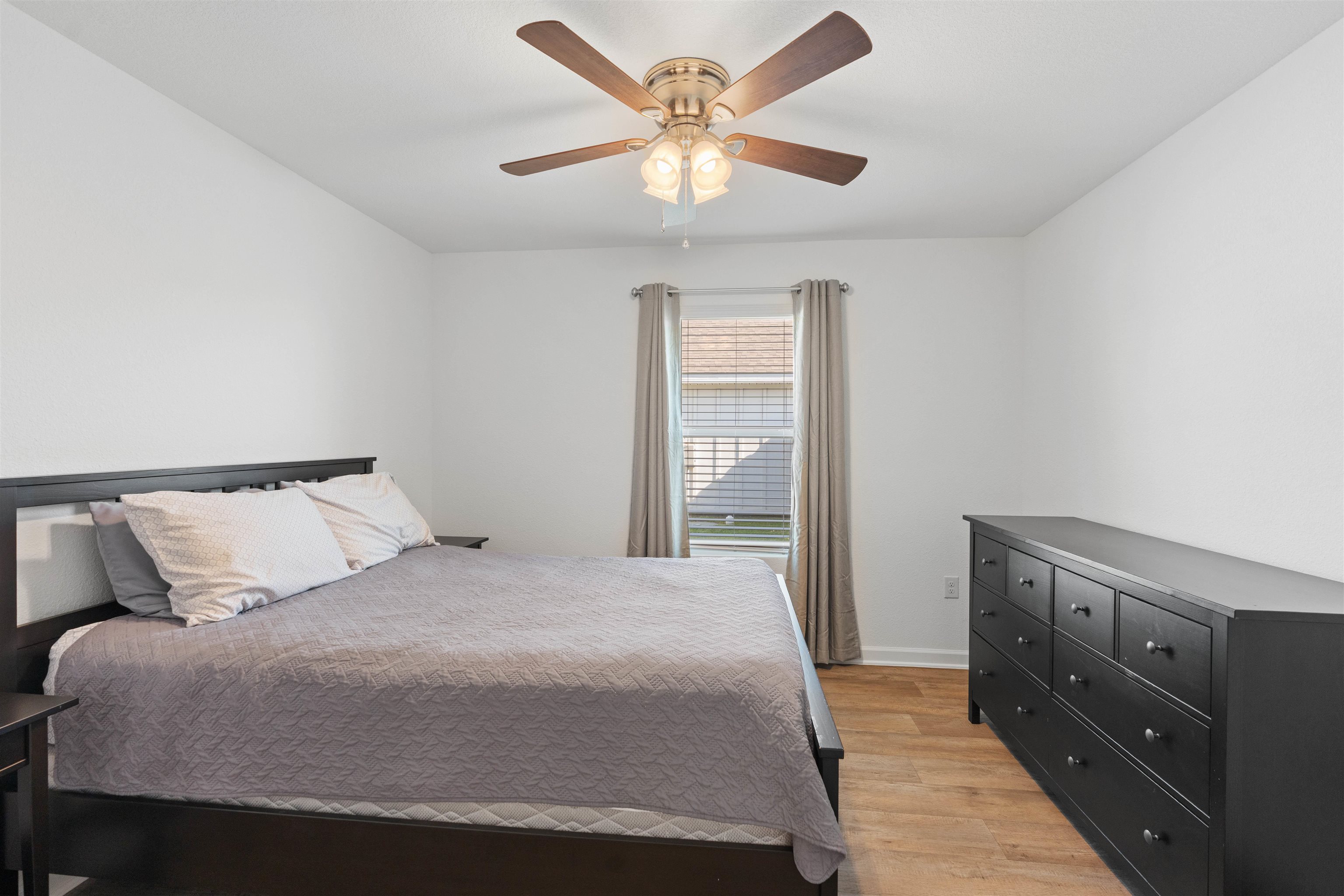 15030 Forsythia Loop Silverhill, AL 36576 - Photo 27 of 33 Bedroom