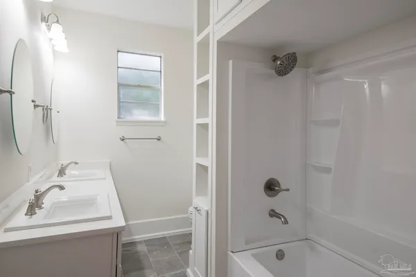 $825,000 | 1725 North 15th Avenue, Pensacola, FL 32503
