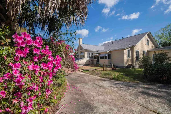 $825,000 | 1725 North 15th Avenue, Pensacola, FL 32503