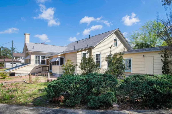 $825,000 | 1725 North 15th Avenue, Pensacola, FL 32503