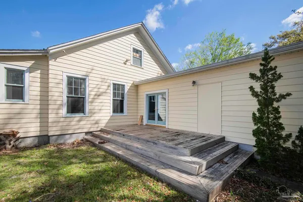 $825,000 | 1725 North 15th Avenue, Pensacola, FL 32503
