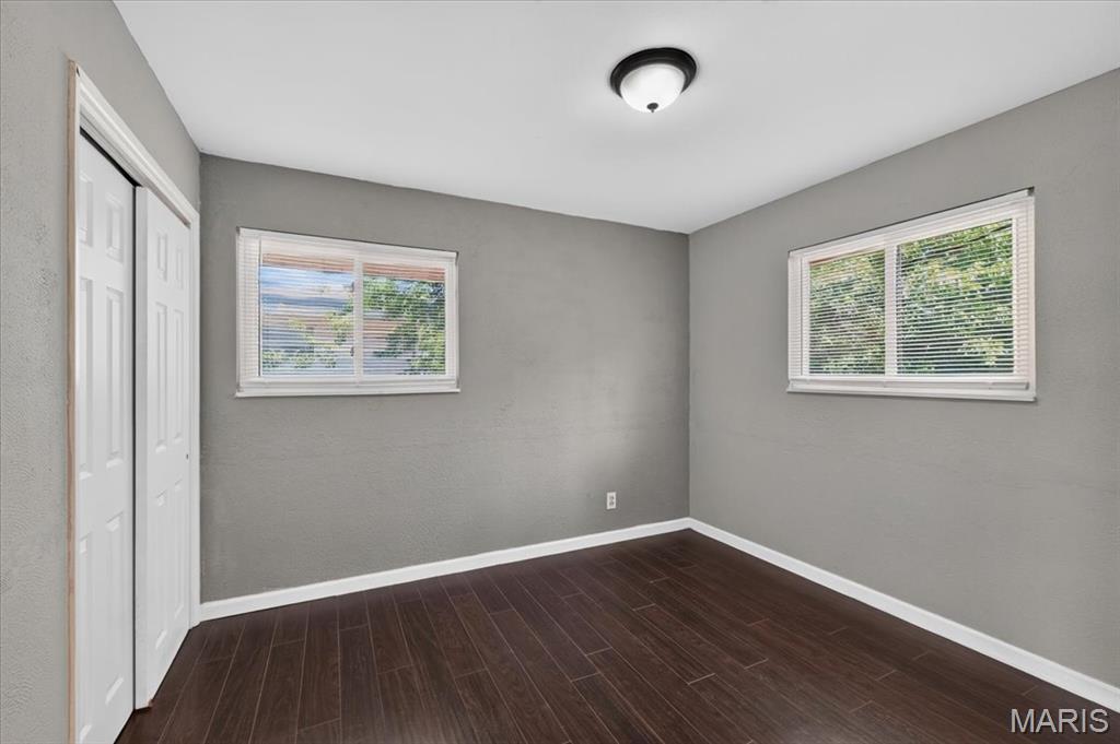 10915 Ridge Forest Drive St. Louis, MO 63123 - Photo 24 of 35