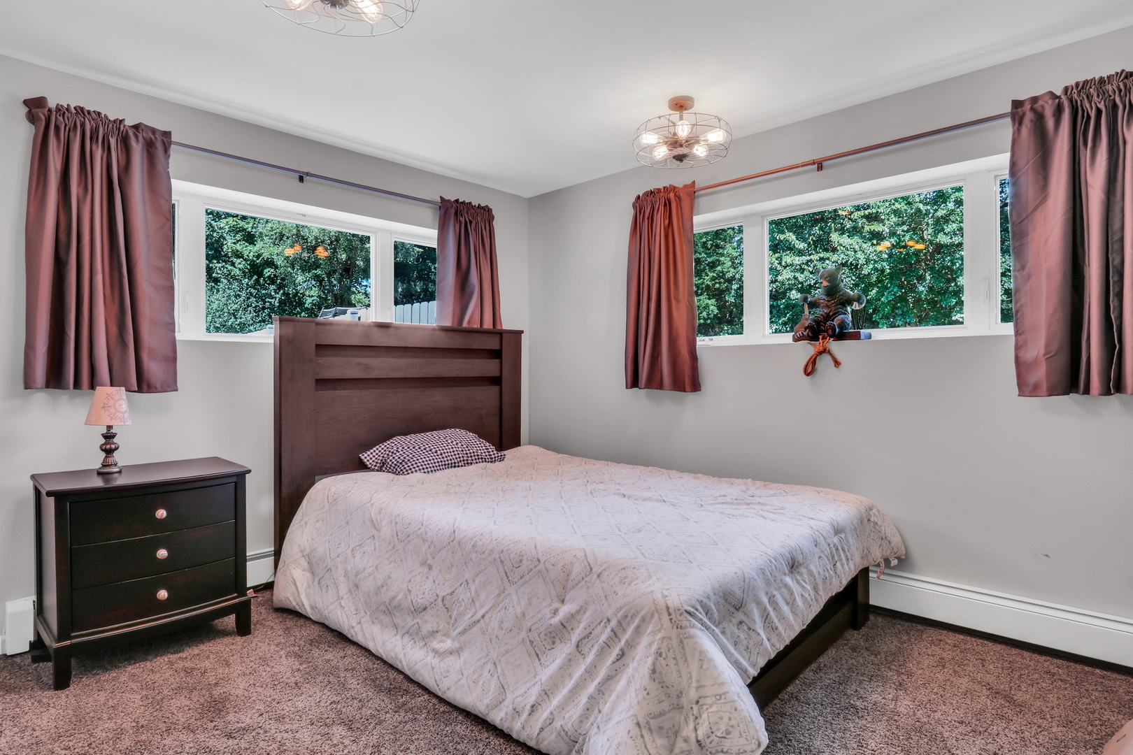16400 West Kelly Road Wadsworth, IL 60083 - Photo 54 of 86 a bedroom with a bed and a window