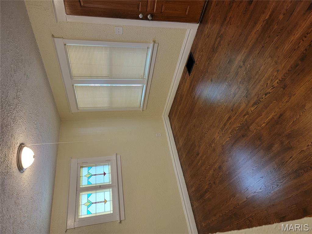 617 Tesmore Place St. Louis, MO 63135 - Photo 6 of 12