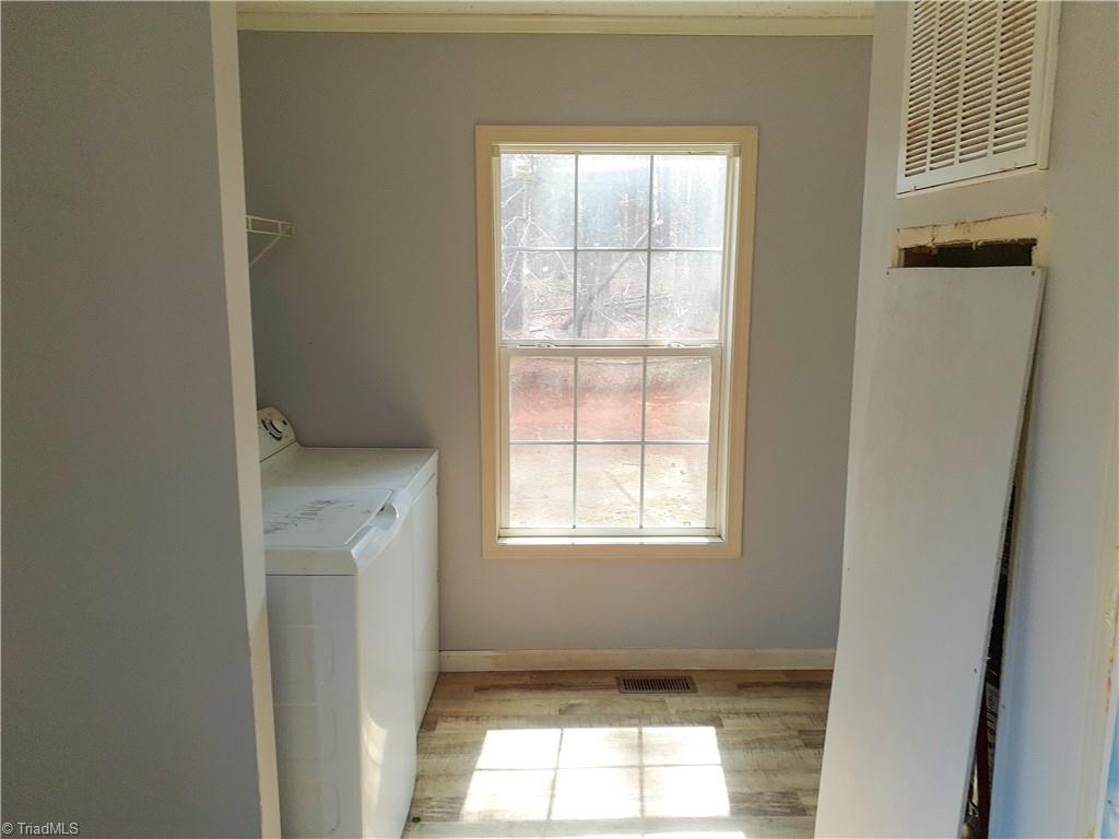 3455 Messick Road Jonesville, NC 28642 - Photo 19 of 21