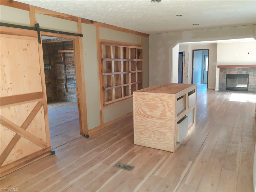 3455 Messick Road Jonesville, NC 28642 - Photo 7 of 21