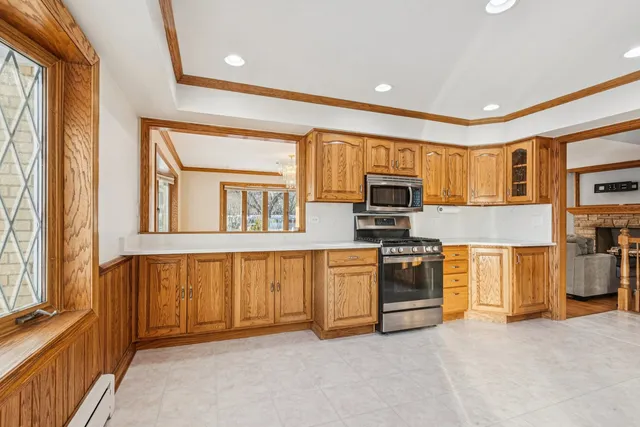 $599,000 | 2945 South Scott Street, Des Plaines, IL 60018