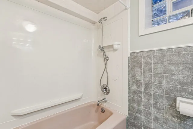 $599,000 | 2945 South Scott Street, Des Plaines, IL 60018