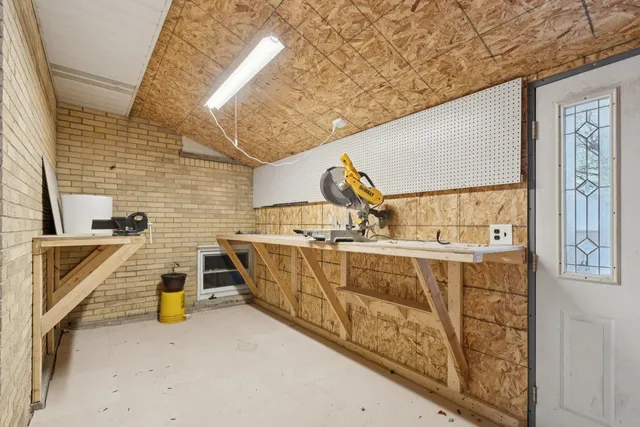 $599,000 | 2945 South Scott Street, Des Plaines, IL 60018