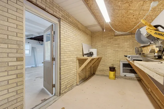 $599,000 | 2945 South Scott Street, Des Plaines, IL 60018