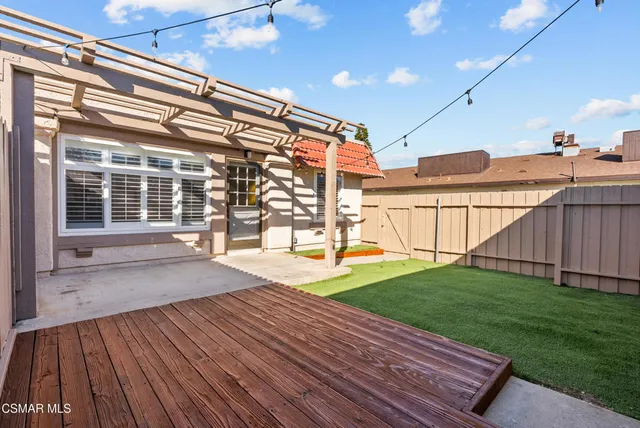 a view of porch with a patio