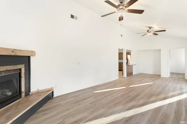 $229,900 | 11814 Edison Road, Osceola, IN 46561