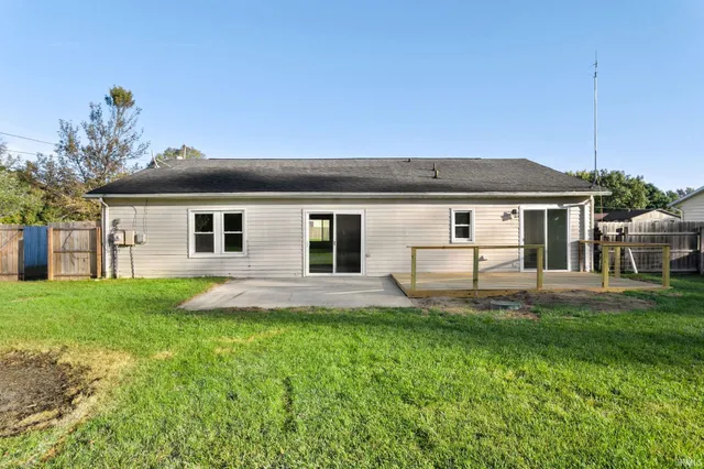 $229,900 | 11814 Edison Road, Osceola, IN 46561